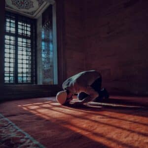 10 Ways to Practice Charity During Ramadan