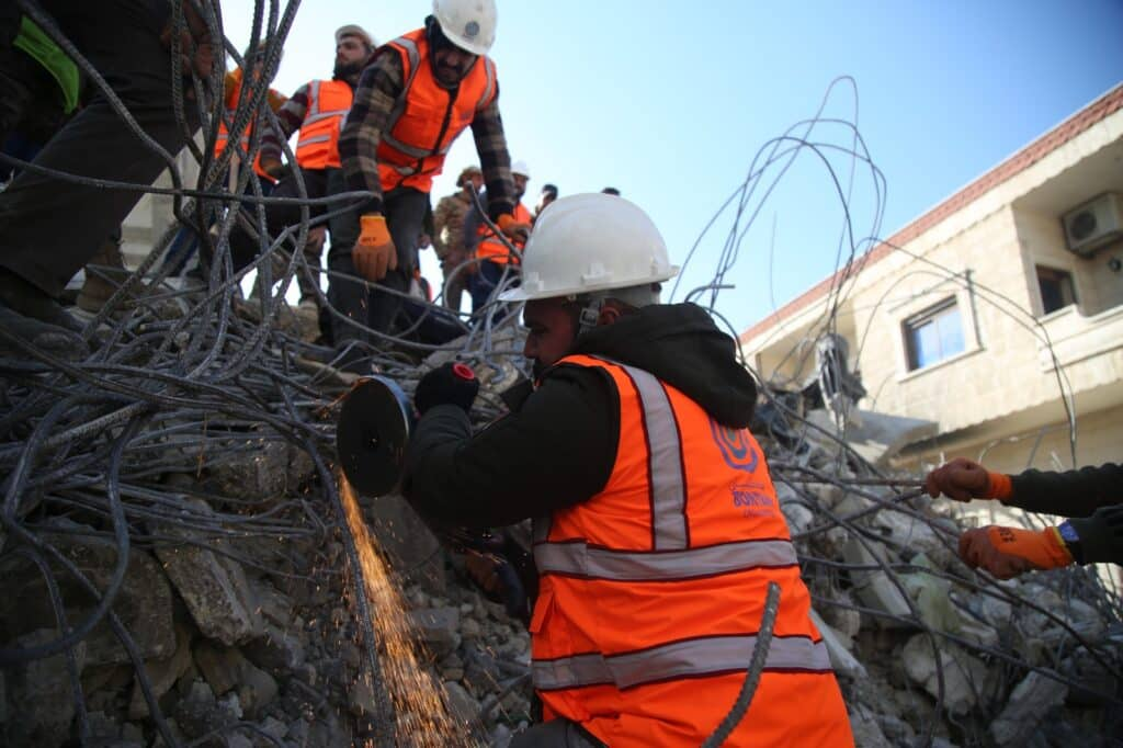 Reconstruction des Infrastructures et des Institutions en Turquie et en Syrie