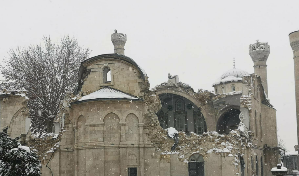 L'Importance de Reconstruire les Mosquées Dévastées par les Séismes