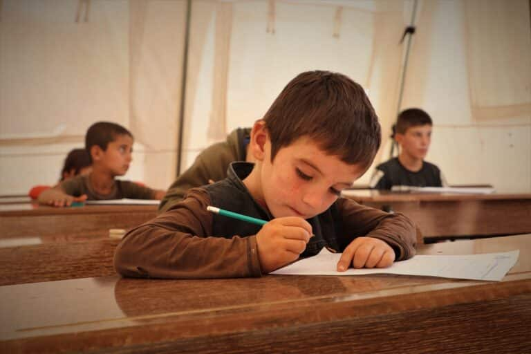 Soutien aux enfants réfugiés